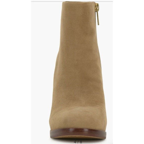 Vince Camuto-Cayelsa Platform Bootie (Women) Size 9M
NWOB - Picture 4 of 7